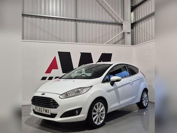 Used Ford Fiesta 2015 for sale - 76660594: Photo