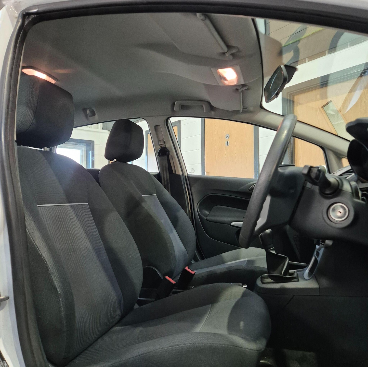 Used Ford Fiesta 2012 for sale - 76781062: Photo 27