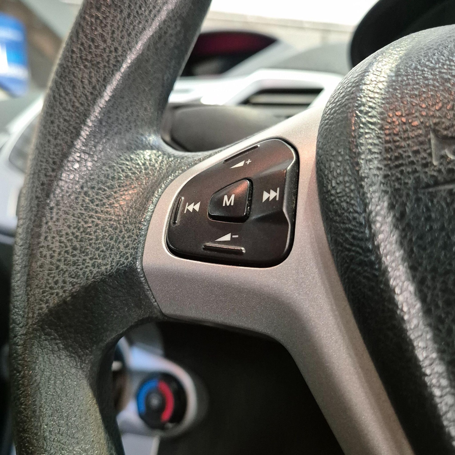 Used Ford Fiesta 2012 for sale - 76781062: Photo 32