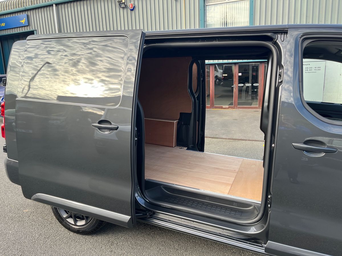 Used Vauxhall Vivaro 2025 for sale - 76420505: Photo 29