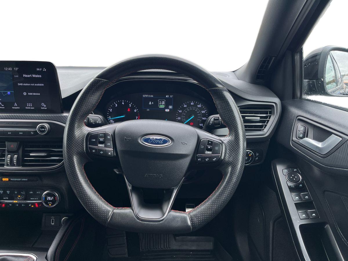 Used Ford Focus 2019 for sale - 76420455: Photo 11