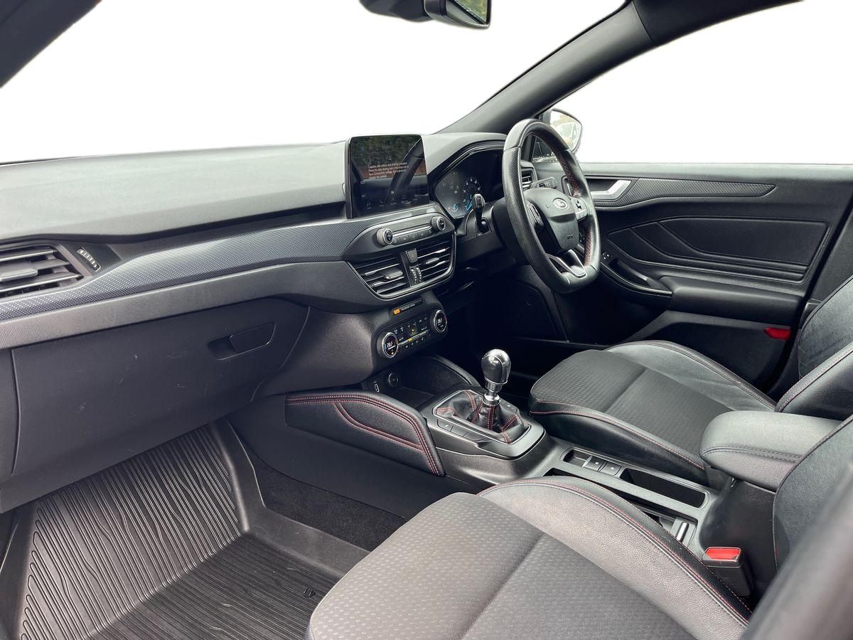 Used Ford Focus 2019 for sale - 76420455: Photo 13