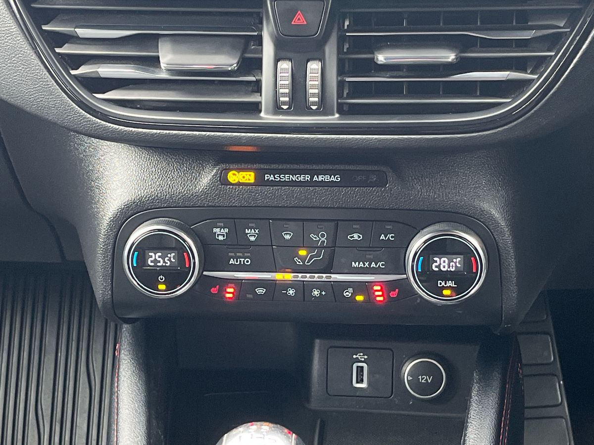 Used Ford Focus 2019 for sale - 76420455: Photo 15