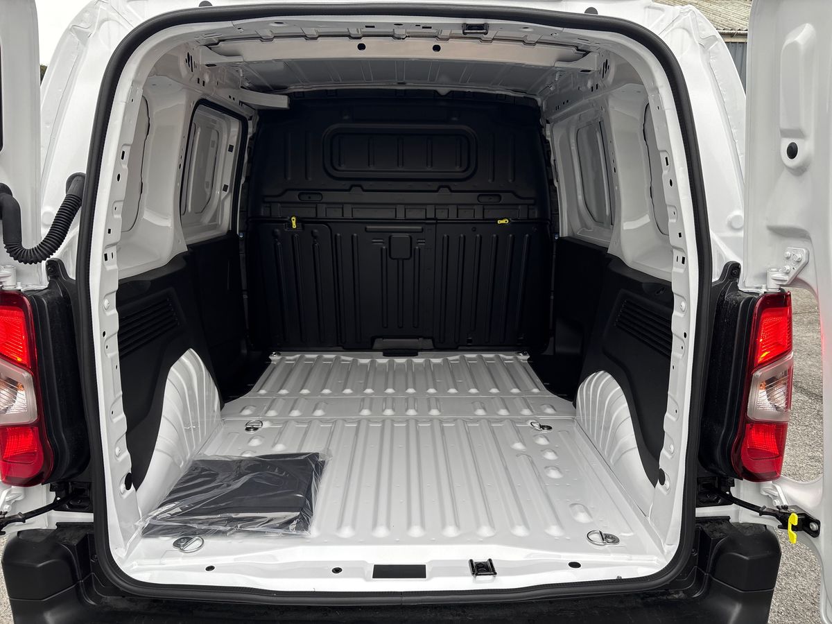 Used Vauxhall Combo 2025 for sale - 76871717: Photo 24