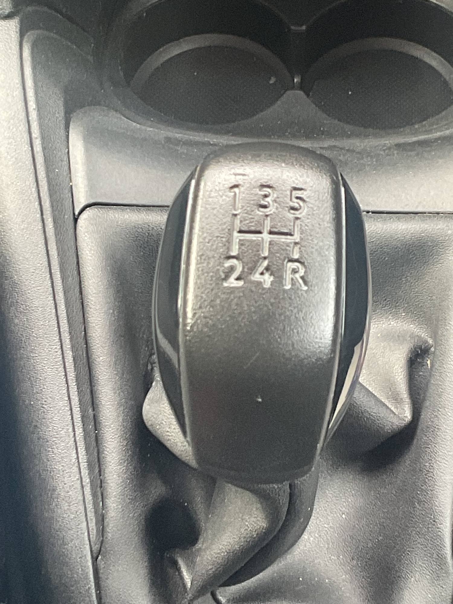 Used Peugeot 208 2015 for sale - 77643968: Photo 16