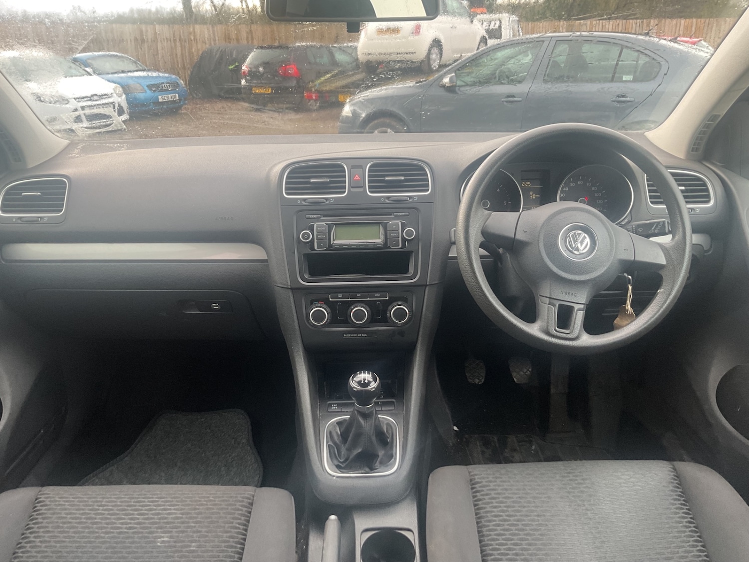 Used Volkswagen Golf 2010 for sale - 77555253: Photo 11