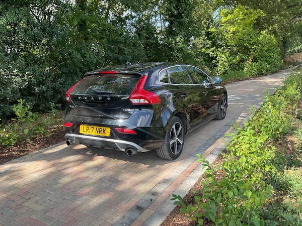 Used Volvo V40 2017 for sale - 75247127: Photo 12