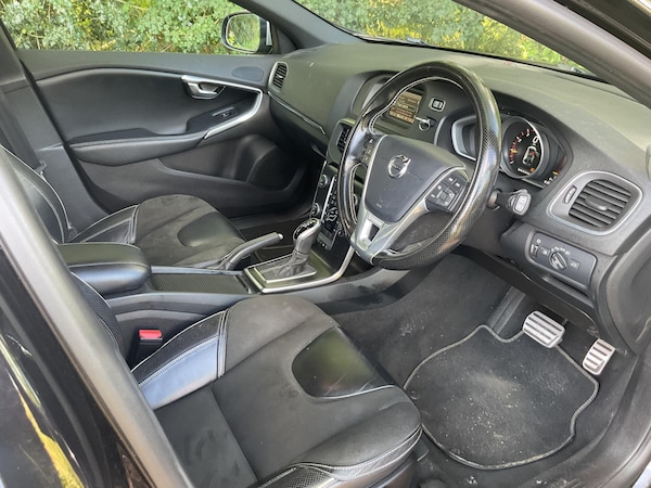 Used Volvo V40 2017 for sale - 75247127: Photo 15