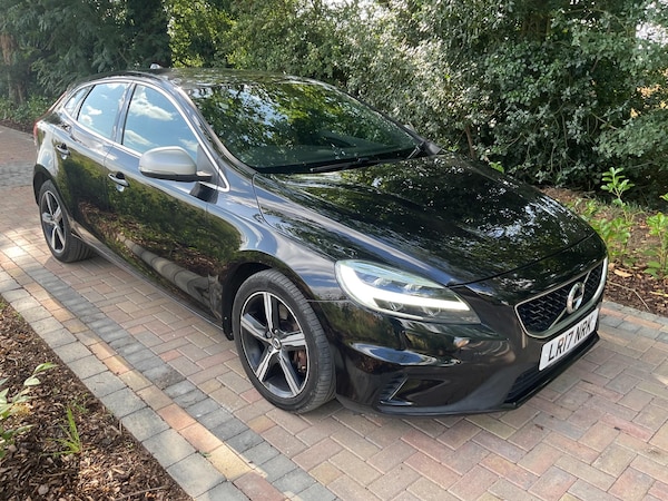 Used Volvo V40 2017 for sale - 75247127: Photo 6