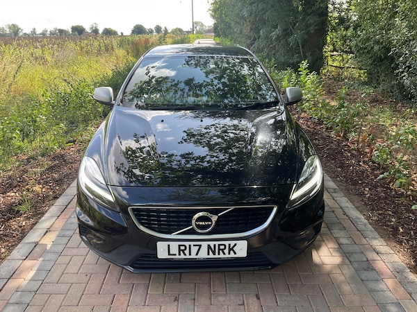Used Volvo V40 2017 for sale - 75247127: Photo 7