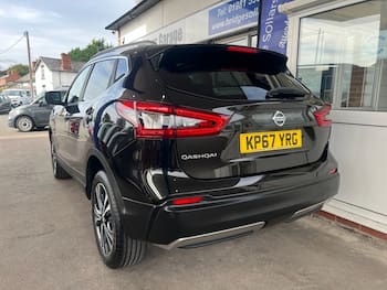 Used Nissan Qashqai 2017 for sale - 79738581: Photo