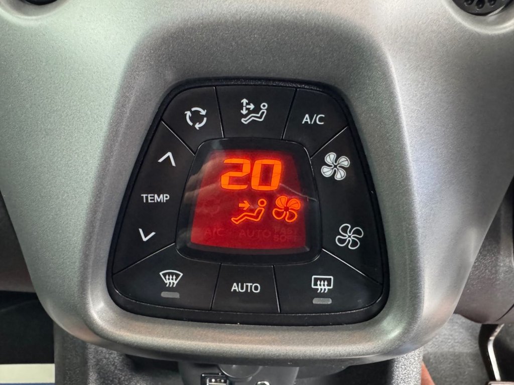 Used Toyota AYGO 2018 for sale - 78008851: Photo 33