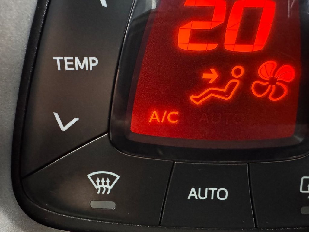 Used Toyota AYGO 2018 for sale - 78008851: Photo 34