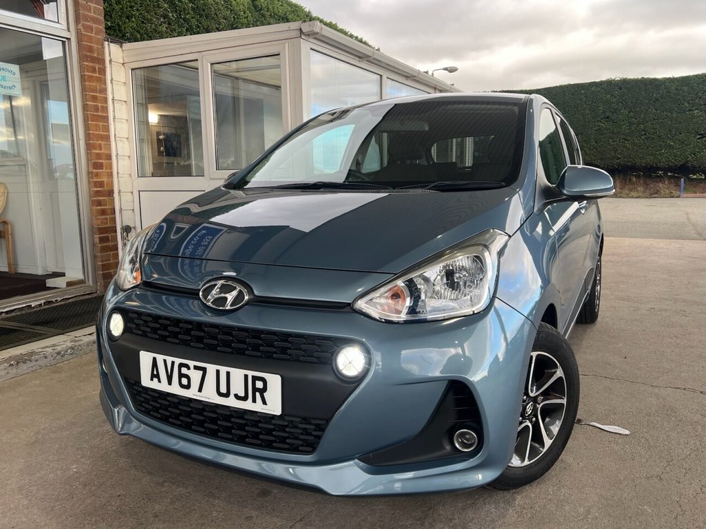 Used Hyundai i10 2017 for sale - 77571514: Photo 2