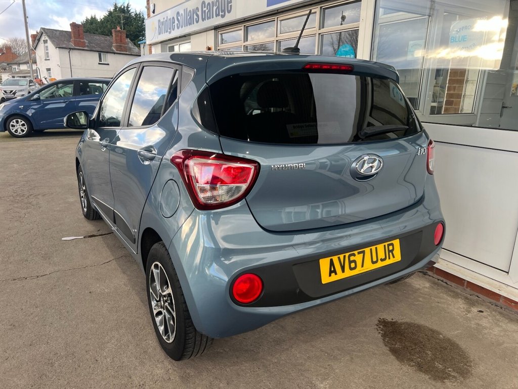 Used Hyundai i10 2017 for sale - 77571514: Photo 4