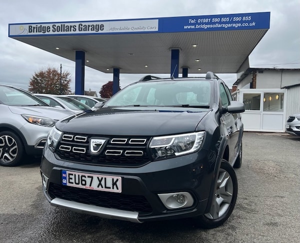 Used Dacia Sandero Stepway 2017 for sale - 76291185: Photo 1