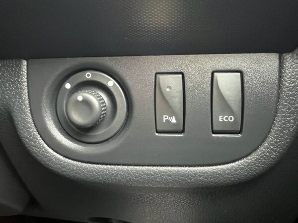 Used Dacia Sandero Stepway 2017 for sale - 76291185: Photo 21