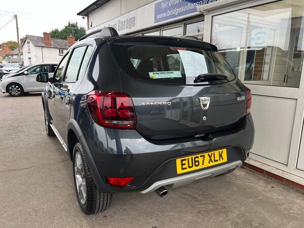 Used Dacia Sandero Stepway 2017 for sale - 76291185: Photo 4