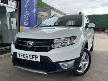 Used Dacia Sandero Stepway 2016 for sale - 79619238: Photo
