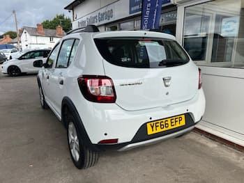 Used Dacia Sandero Stepway 2016 for sale - 79619238: Photo