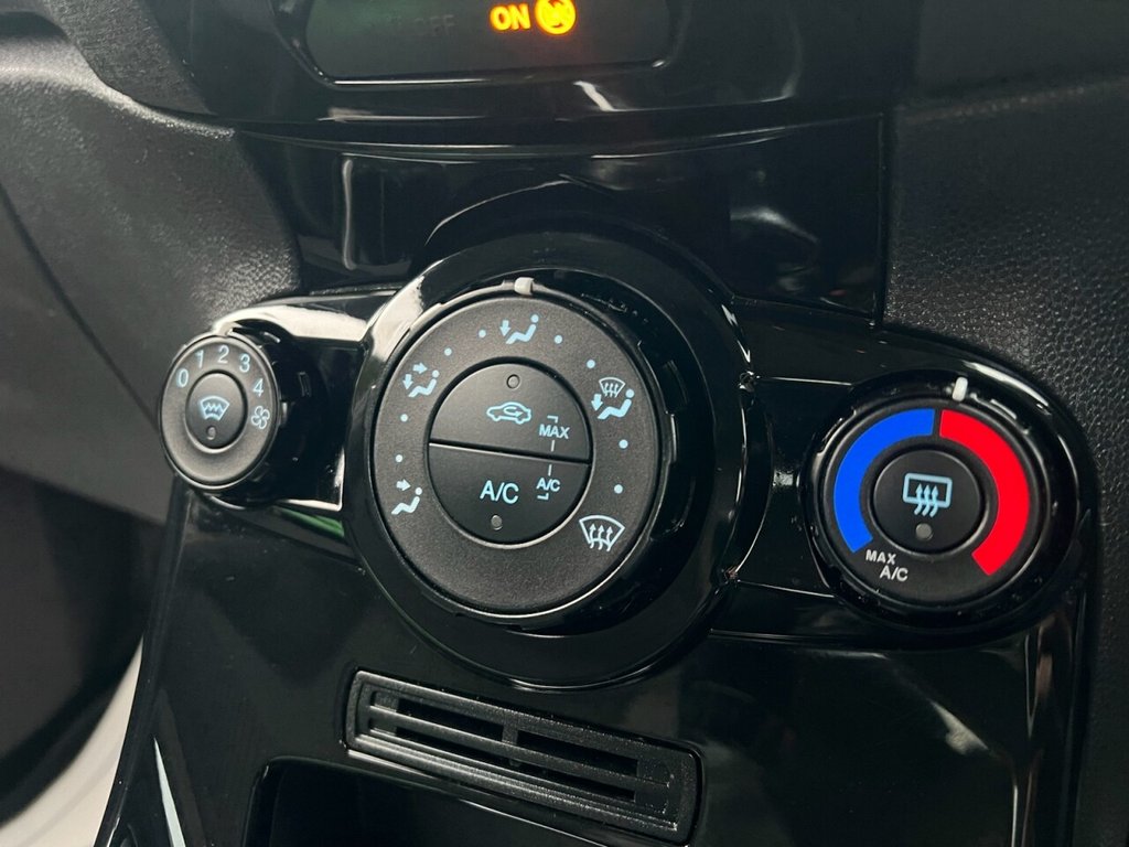 Used Ford Fiesta 2016 for sale - 77608657: Photo 21