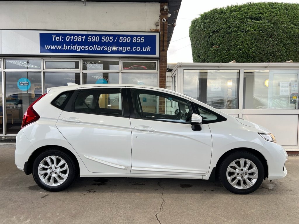 Used Honda Jazz 2018 for sale - 76569814: Photo 15