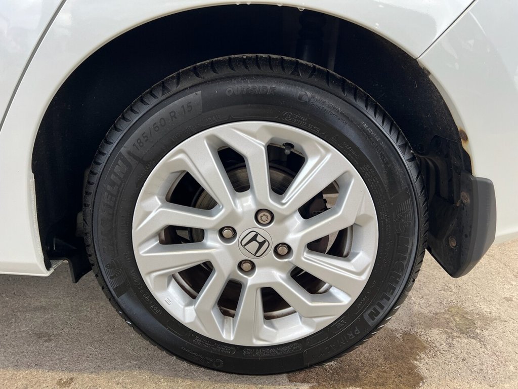 Used Honda Jazz 2018 for sale - 76569814: Photo 48