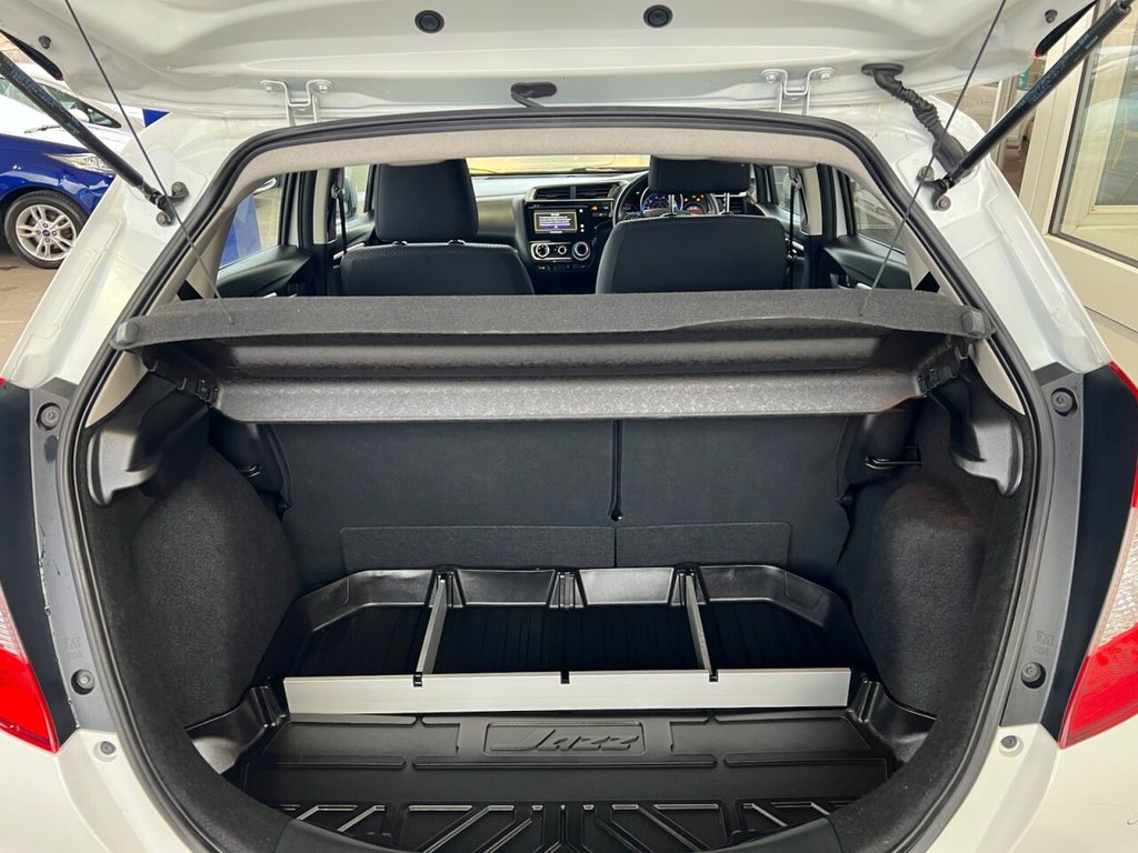 Used Honda Jazz 2018 for sale - 76569814: Photo 5