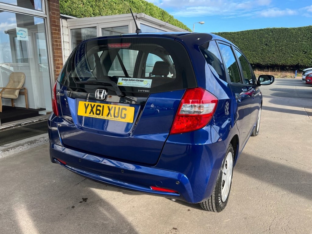 Used Honda Jazz 2011 for sale - 77720331: Photo 12