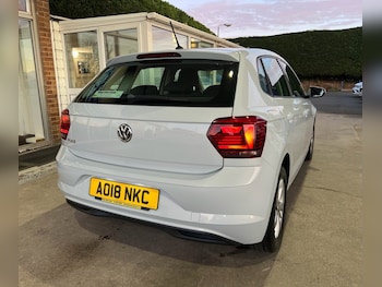 Used Volkswagen Polo 2018 for sale - 76923555: Photo
