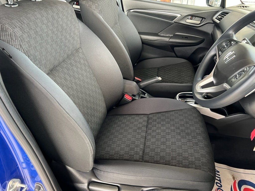 Used Honda Jazz 2016 for sale - 76558450: Photo 16