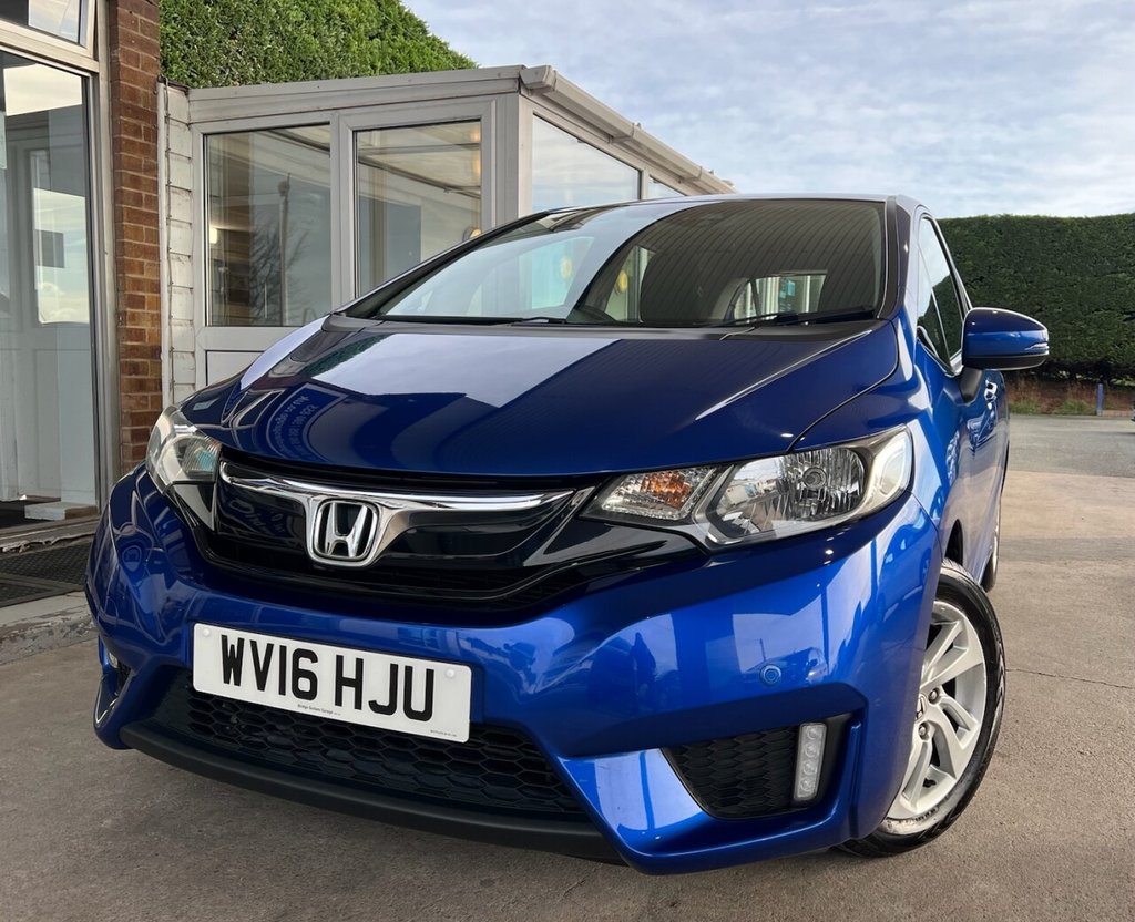 Used Honda Jazz 2016 for sale - 76558450: Photo 2