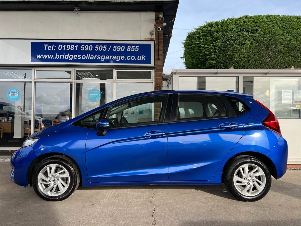 Used Honda Jazz 2016 for sale - 76558450: Photo 3