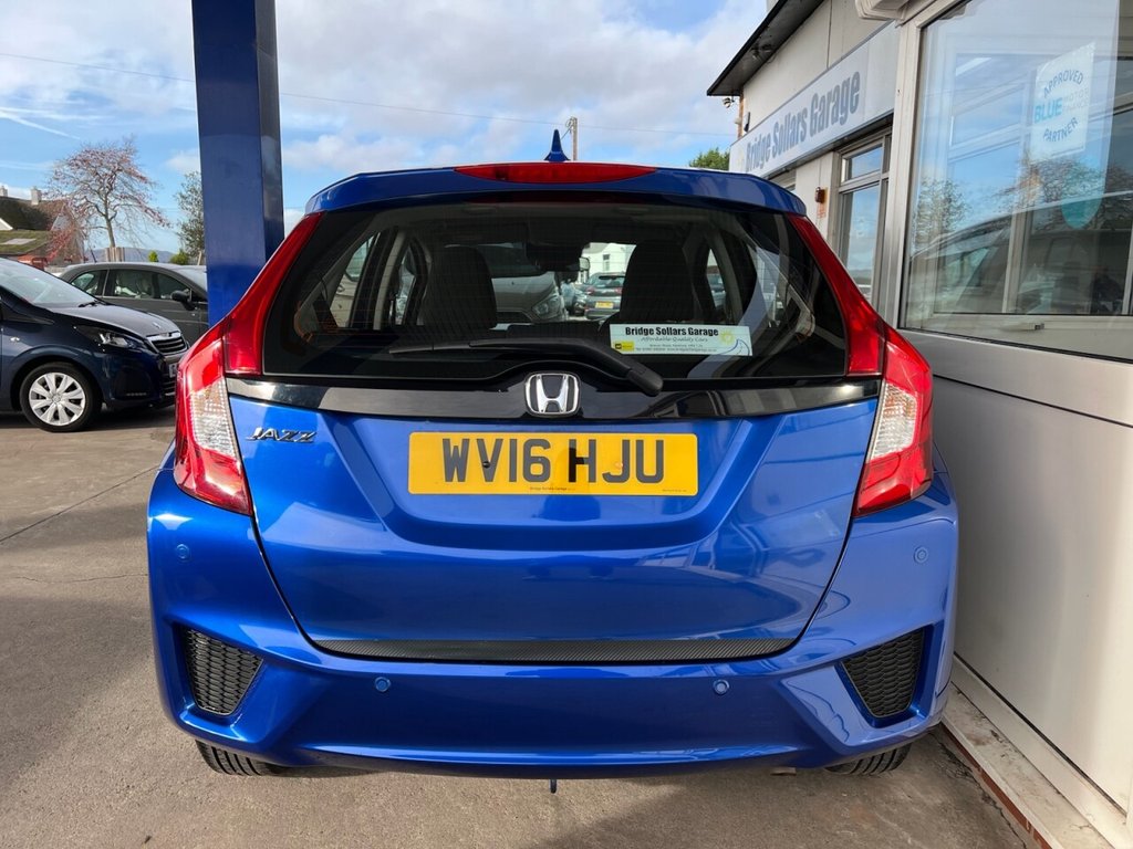 Used Honda Jazz 2016 for sale - 76558450: Photo 5
