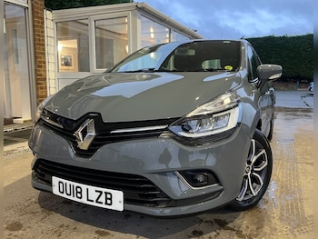 Used Renault Clio 2018 for sale - 76469827: Photo