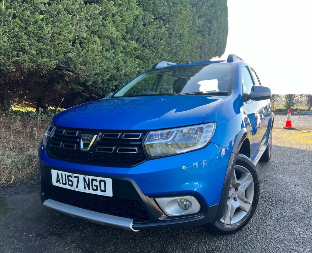 Used Dacia Sandero Stepway 2017 for sale - 77356631: Photo 1