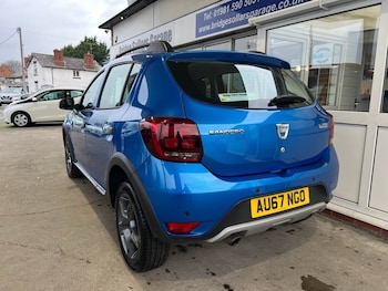 Used Dacia Sandero Stepway 2017 for sale - 77356631: Photo