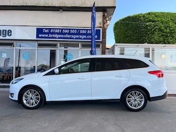 Used Ford Focus 2017 for sale - 79103271: Photo