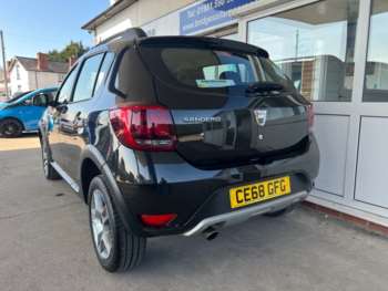 Used Dacia Sandero Stepway 2018 for sale - 74312806: Photo