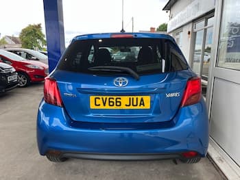 Used Toyota Yaris 2016 for sale - 79738566: Photo