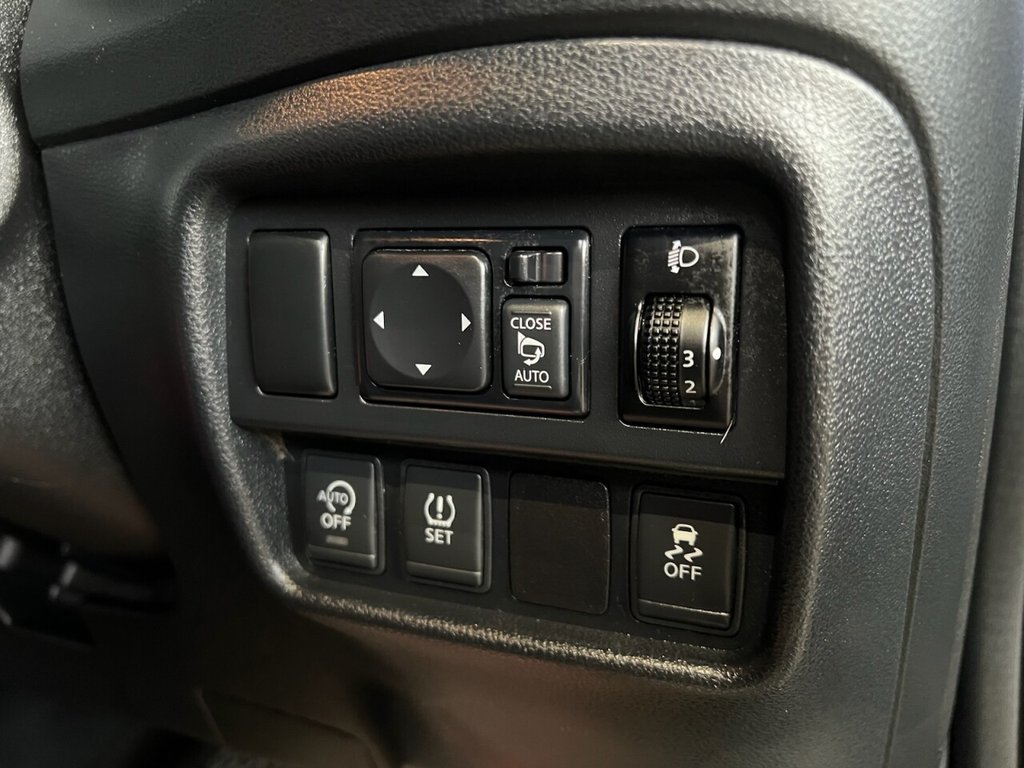 Used Nissan Juke 2017 for sale - 76977413: Photo 29