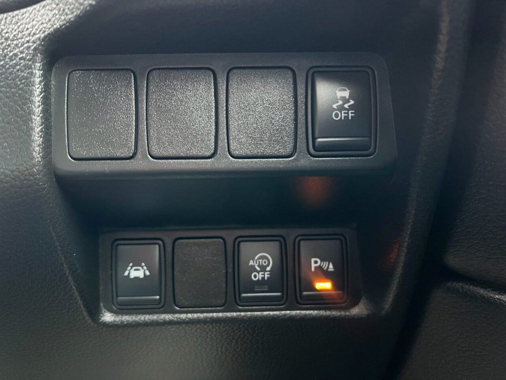 Used Nissan Qashqai 2015 for sale - 77236475: Photo 19