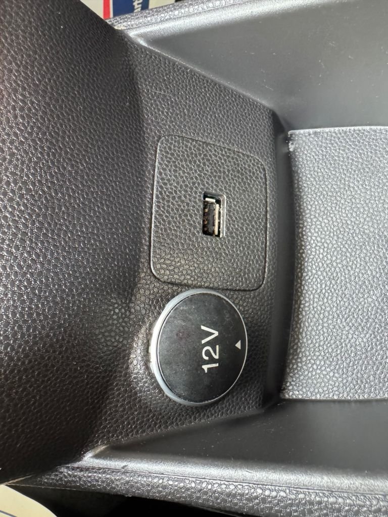 Used Ford Fiesta 2017 for sale - 78029925: Photo 34