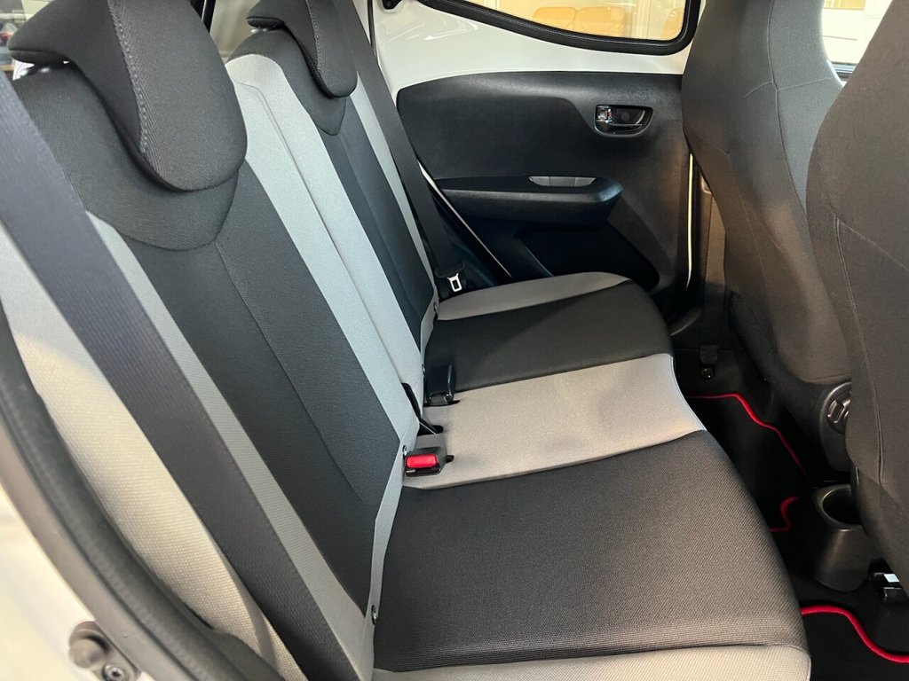 Used Toyota AYGO 2018 for sale - 76784228: Photo 15