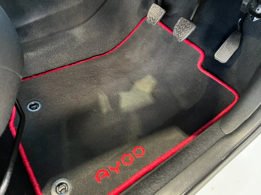 Used Toyota AYGO 2018 for sale - 76784228: Photo 40