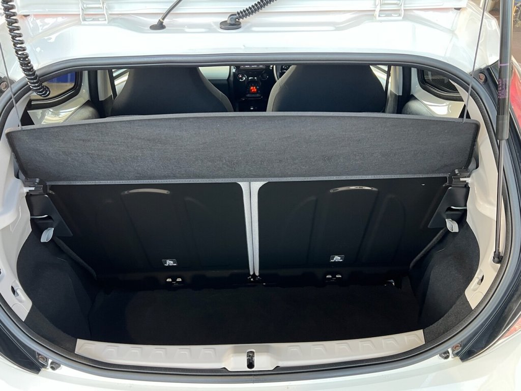 Used Toyota AYGO 2018 for sale - 76784228: Photo 5