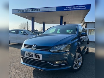 Used Volkswagen Polo 2016 for sale - 77748157: Photo