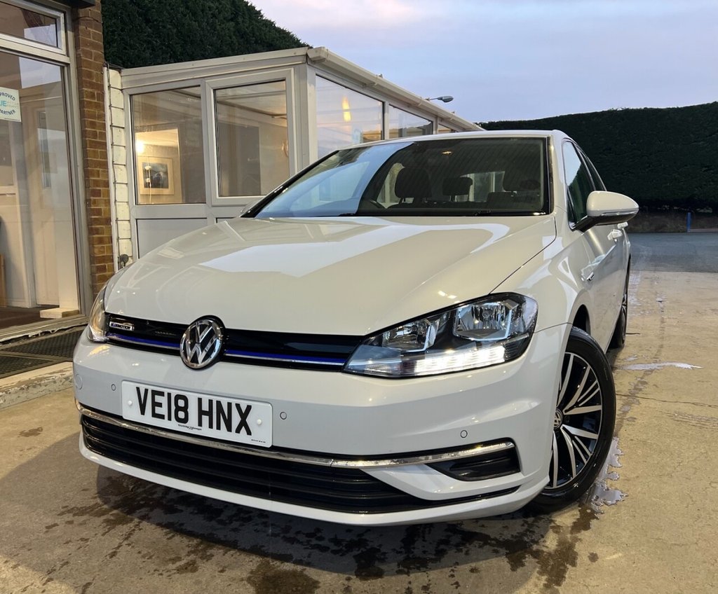 Used Volkswagen Golf 2018 for sale - 77205521: Photo 1