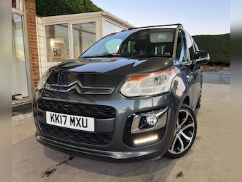 Used Citroen C3 Picasso 2017 for sale - 76698363: Photo