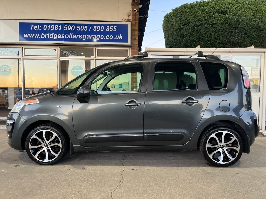 Used Citroen C3 Picasso 2017 for sale - 76698363: Photo 3